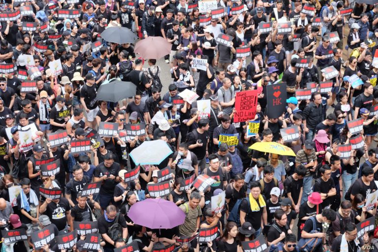 Hong Kong Catholics call for calm