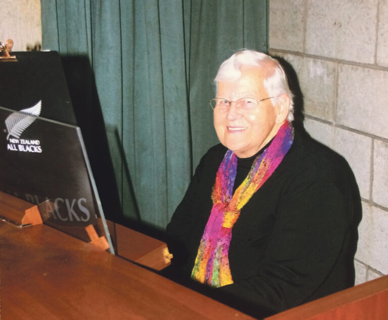 Dedicated Westcoast organist