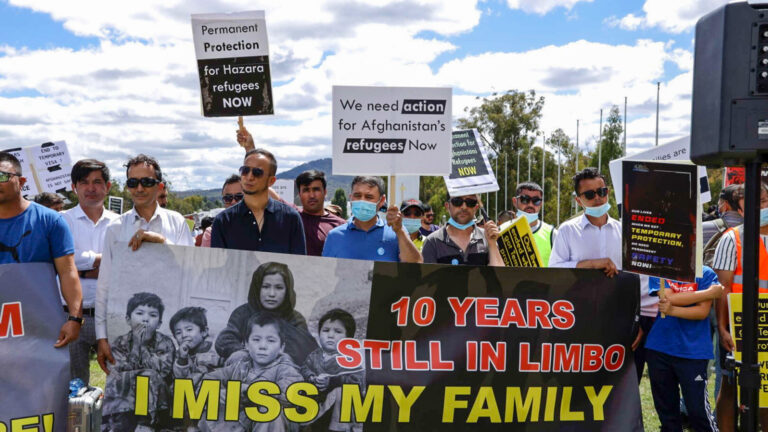 Thousands of refugees to be granted permanent visas