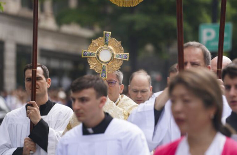 Focus on Eucharistic revival