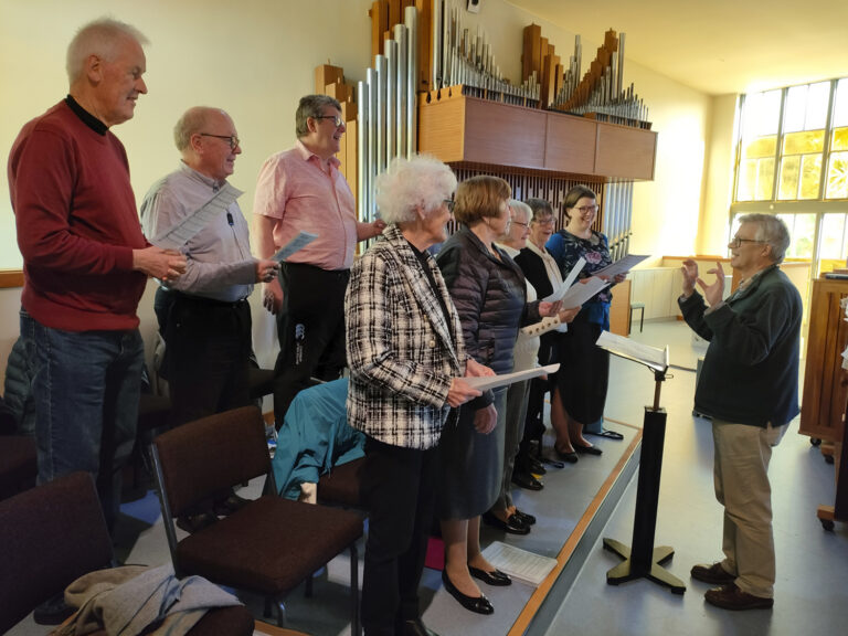 Karori choir invites new members