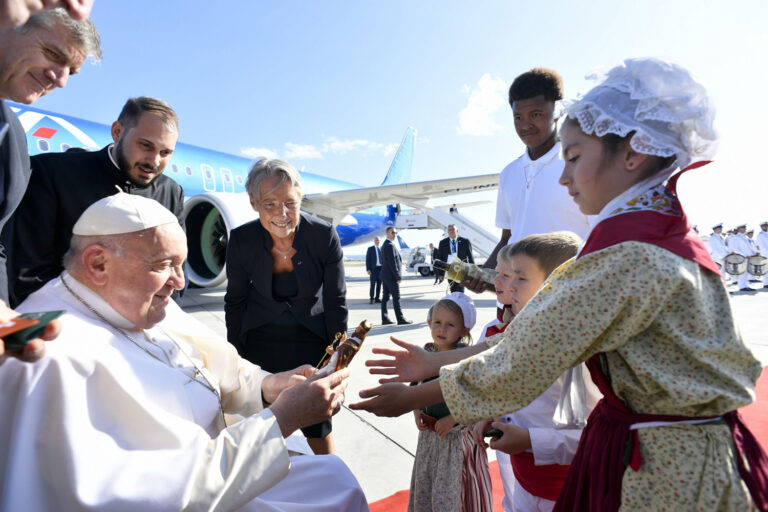 Civilisation ‘at a crossroads’, warns Pope