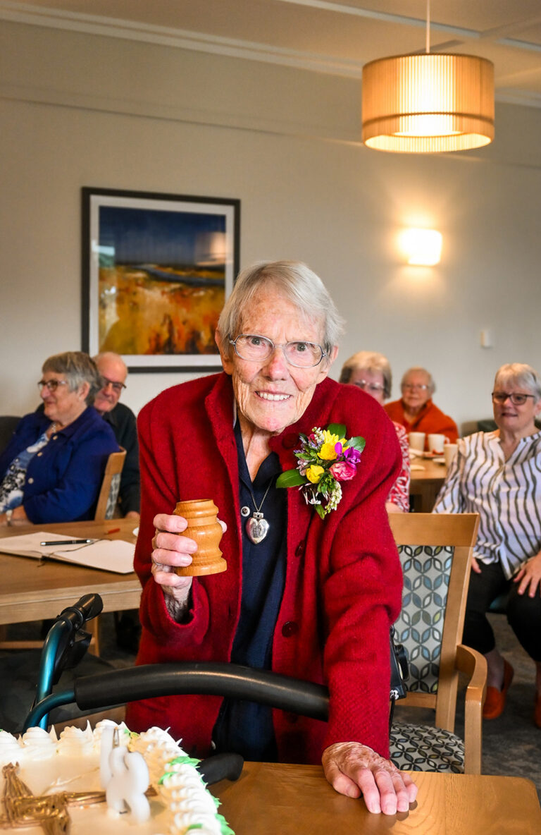 ‘Oak Jubilee’ for centenarian sister